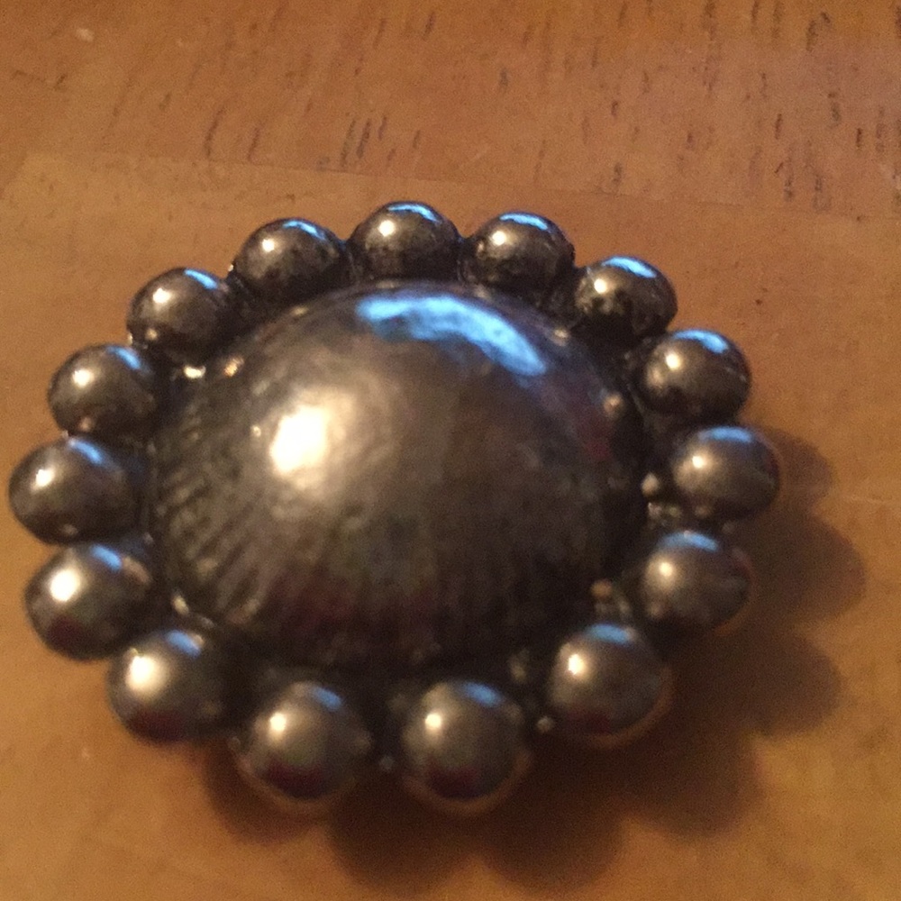 Silver-Tone Decorative Round Cabochon Accent - Unbranded - Picture 2 of 5